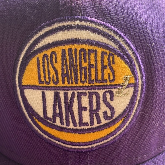 Never worn Los Angeles lakers hat - Picture 1 of 5